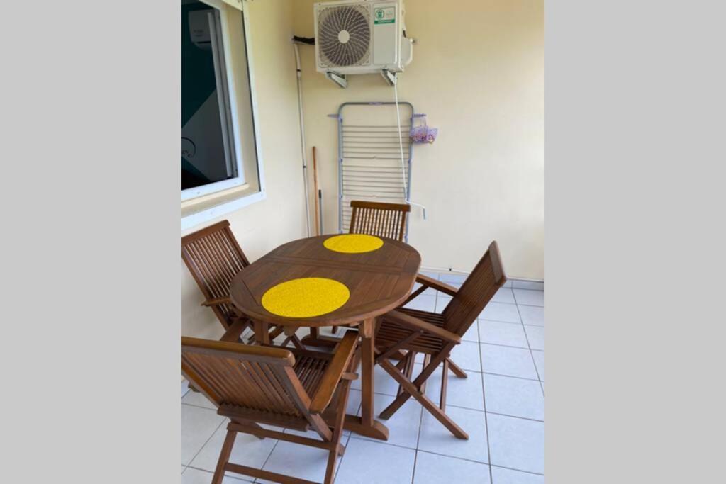 L' AURé Appartamento Le Lamentin Esterno foto